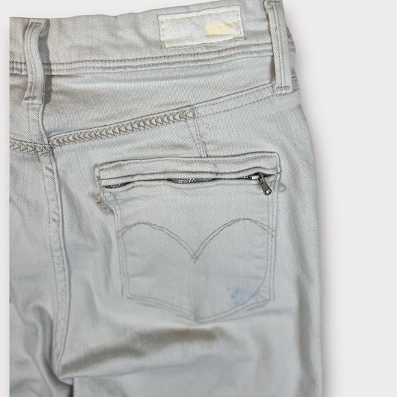 Levis (27) Demi Curve Jean Ecru Classic Rise Slim Leg - Picture 5 of 6